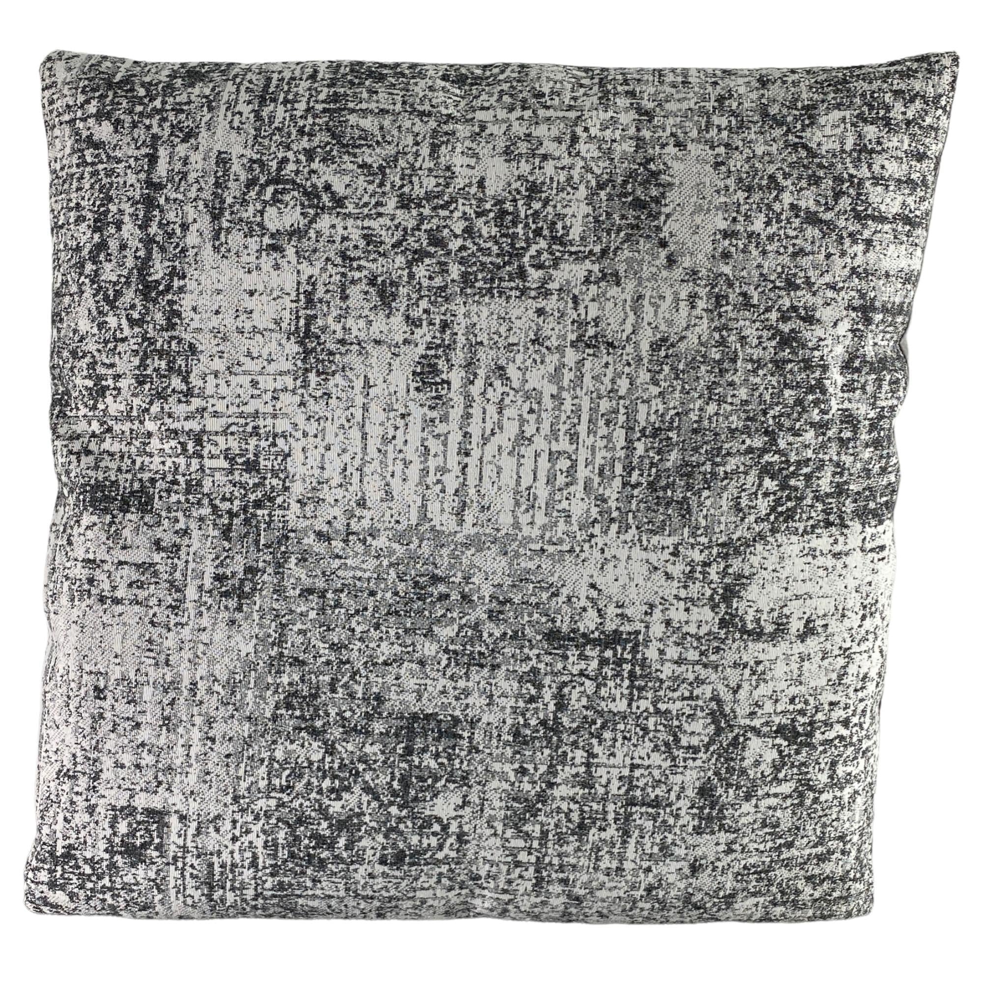 COJIN DECORATIVO GRAY 45CM X 45CM 426-49249